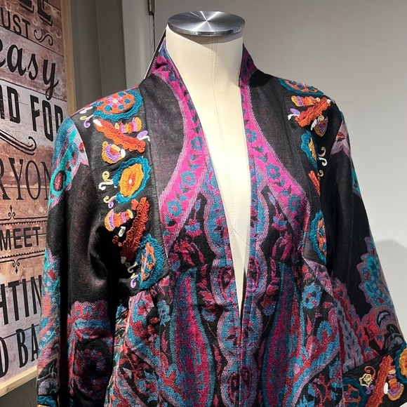 ANU Jackets & Blazers - MEDIUM SHORT SLEEVE KIMONO JACKET HAND EMBROIDERED BY ANU NWT